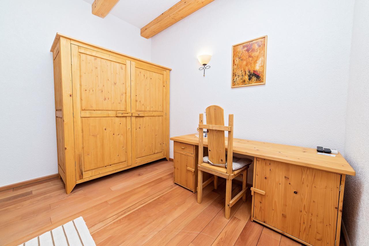 B&B Zlatna Nit 보산스카 크루파 외부 사진
