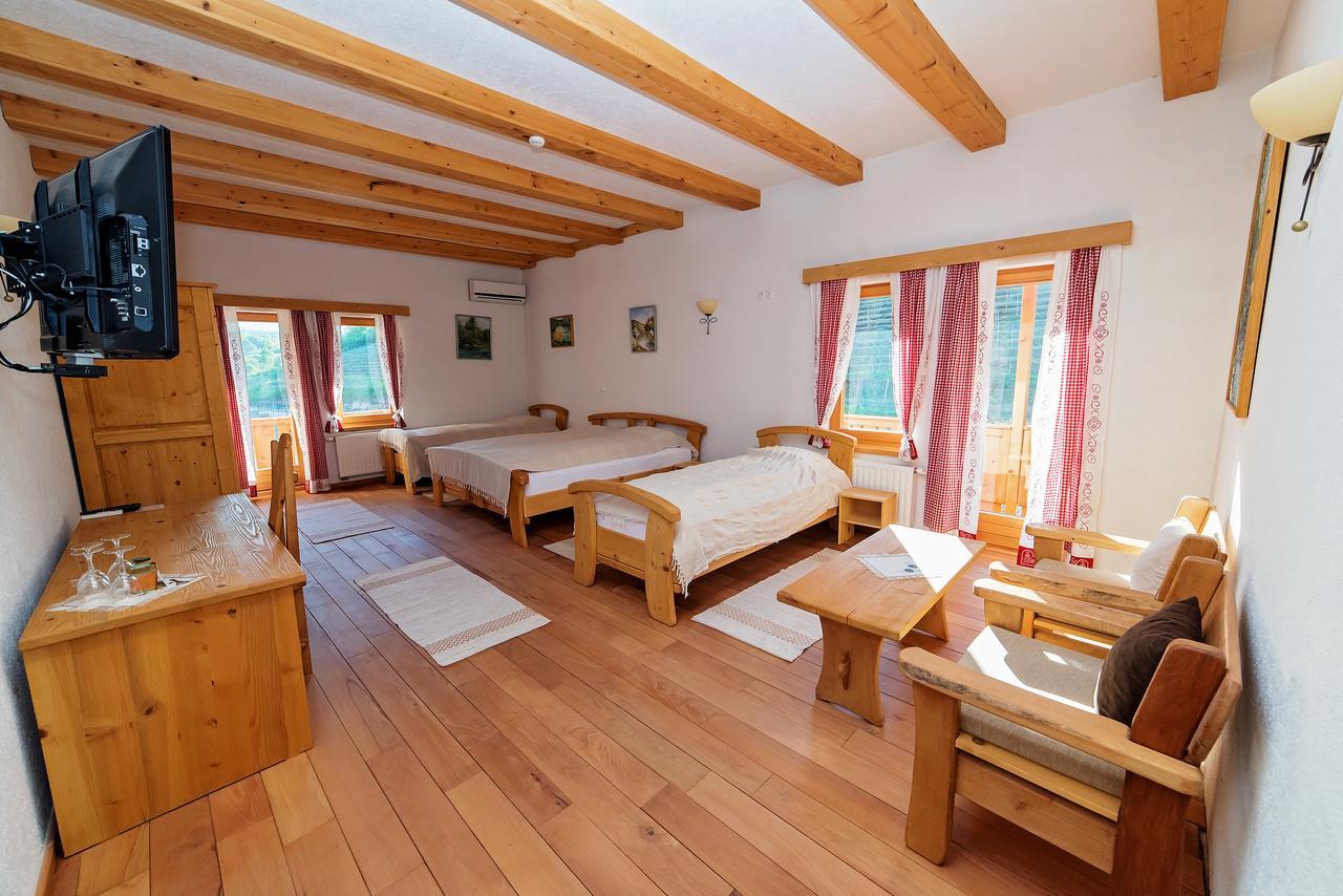 B&B Zlatna Nit 보산스카 크루파 외부 사진